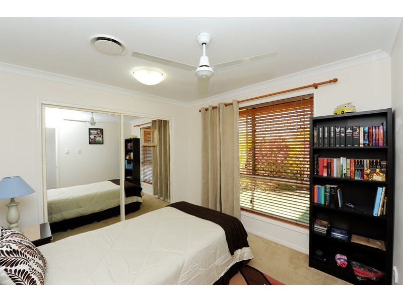 4 Julius Crescent, Clinton QLD 4680