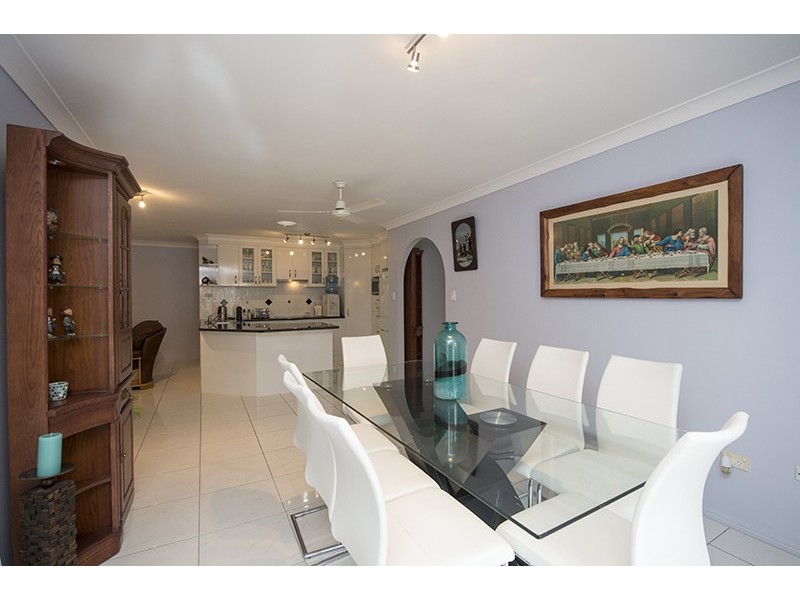 20 Nicholas Street, Glen Eden QLD 4680