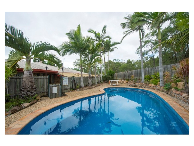 20 Nicholas Street, Glen Eden QLD 4680