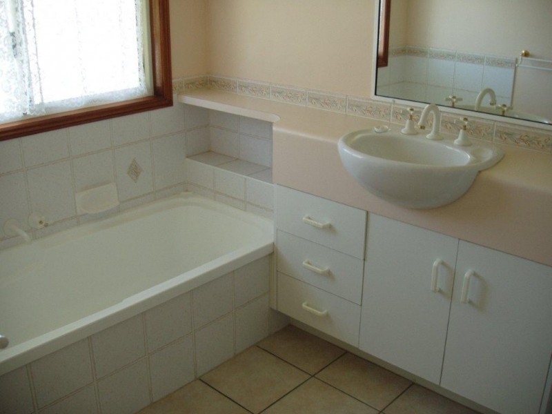 28 FOREST PLACE, South Gladstone QLD 4680