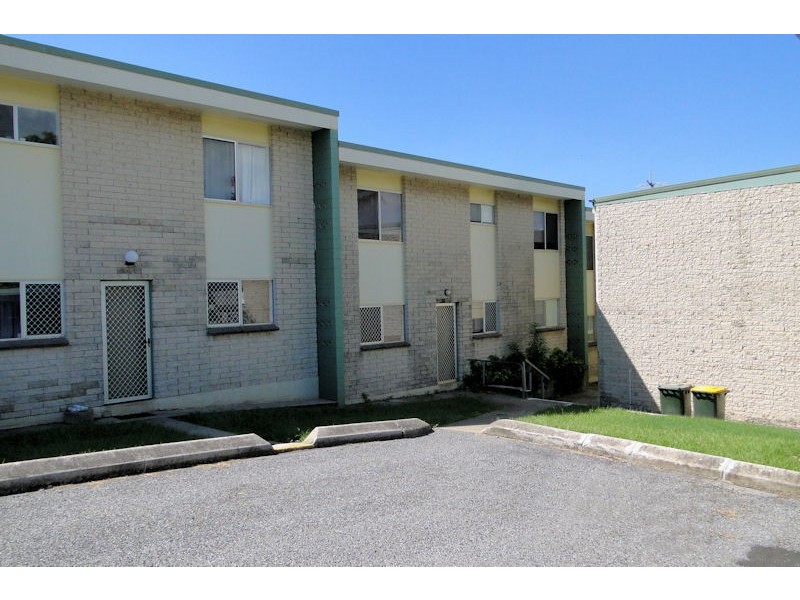 2/131 Toolooa Street, South Gladstone QLD 4680