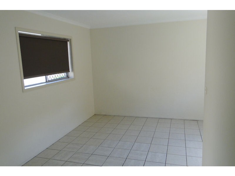 2/131 Toolooa Street, South Gladstone QLD 4680