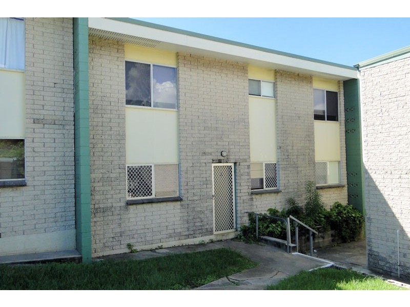 2/131 Toolooa Street, South Gladstone QLD 4680