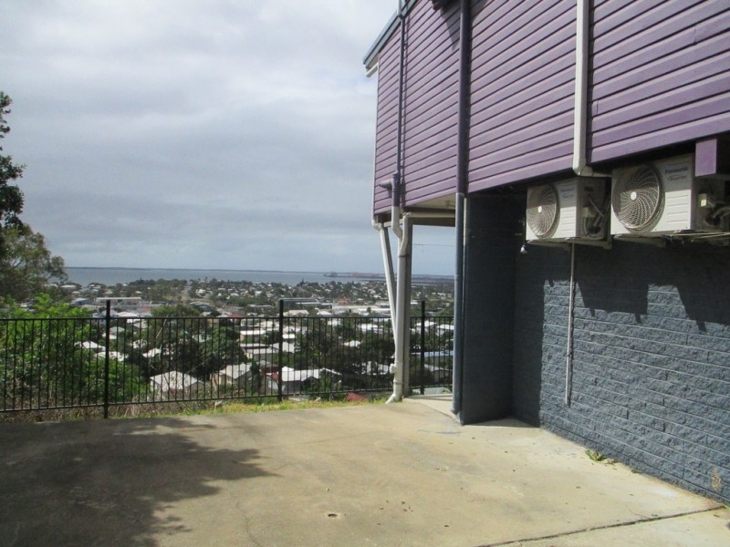 236 GOONDOON ST, South Gladstone QLD 4680