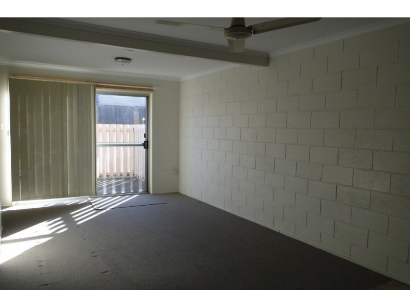 3/7 EDEN STREET, South Gladstone QLD 4680