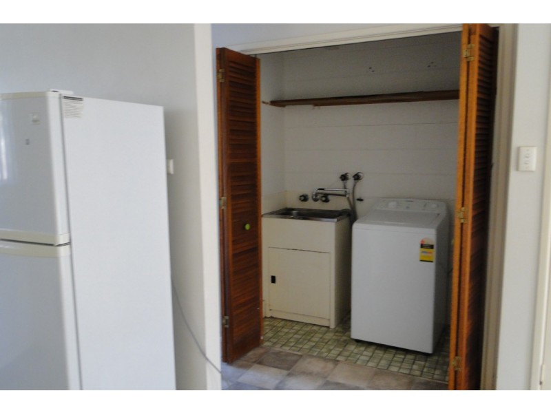 3/7 EDEN STREET, South Gladstone QLD 4680