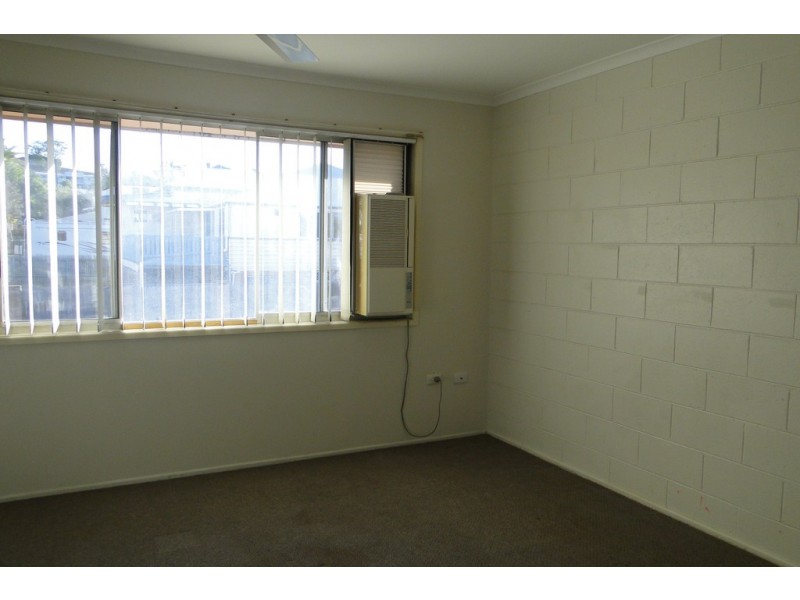 3/7 EDEN STREET, South Gladstone QLD 4680