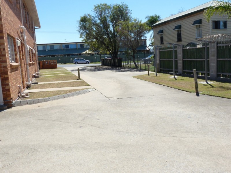 3/7 EDEN STREET, South Gladstone QLD 4680