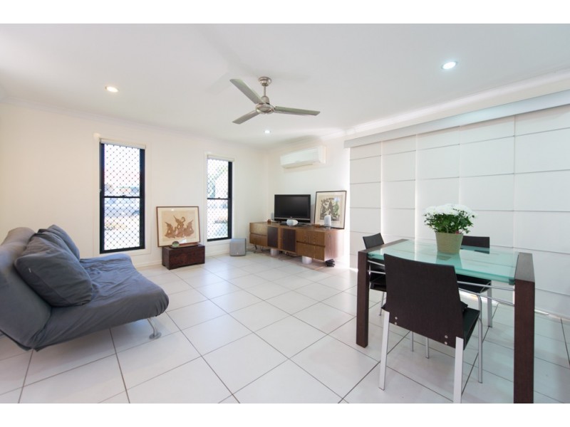 2 Buller Street, South Gladstone QLD 4680