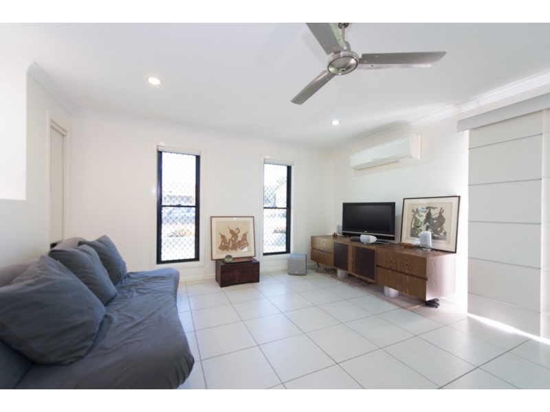 2 Buller Street, South Gladstone QLD 4680