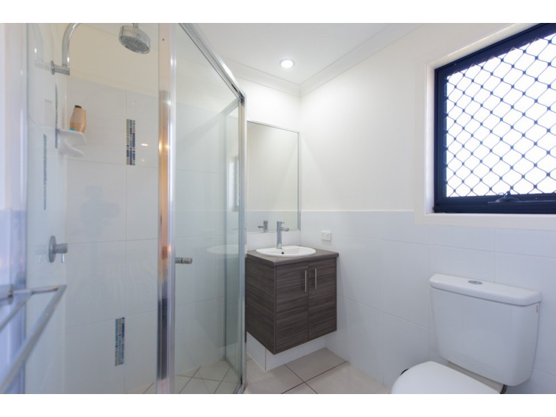 2 Buller Street, South Gladstone QLD 4680