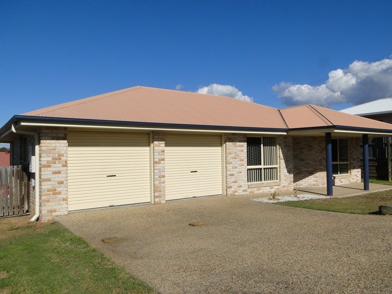 13 Willespie Place, New Auckland QLD 4680