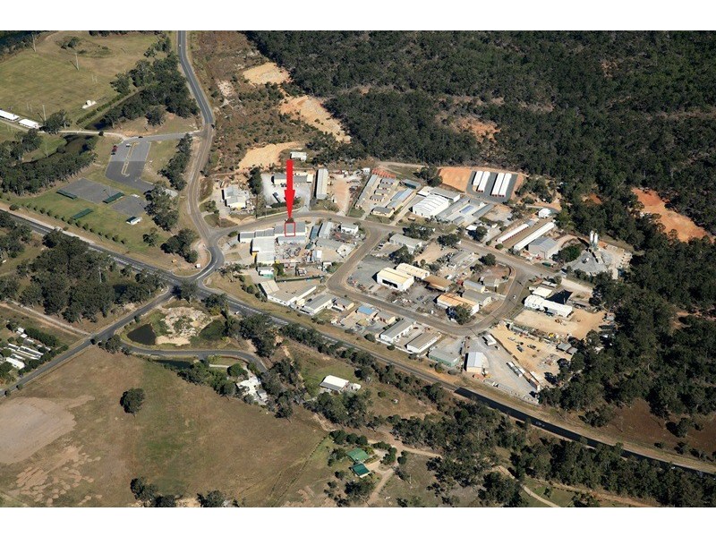 Shed 9/2 Dennis Street, Boyne Island QLD 4680