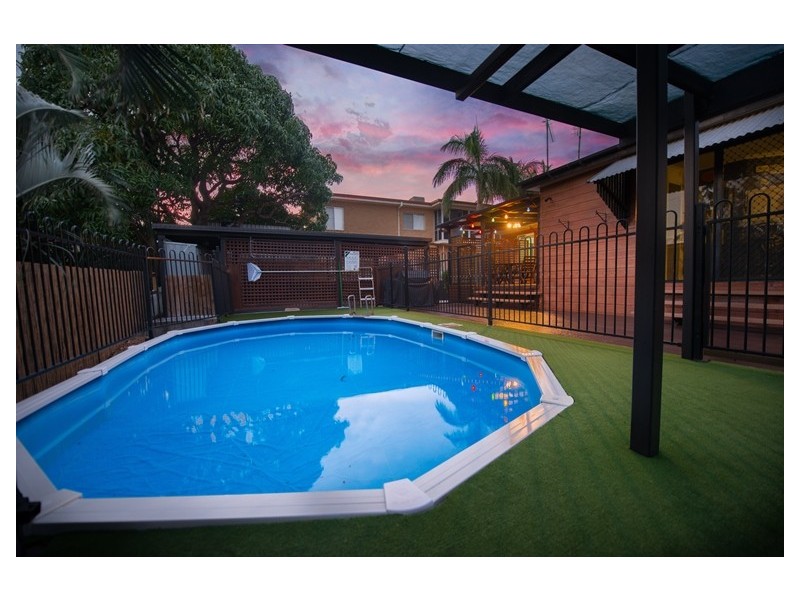 20 Williamson Street, West Gladstone QLD 4680