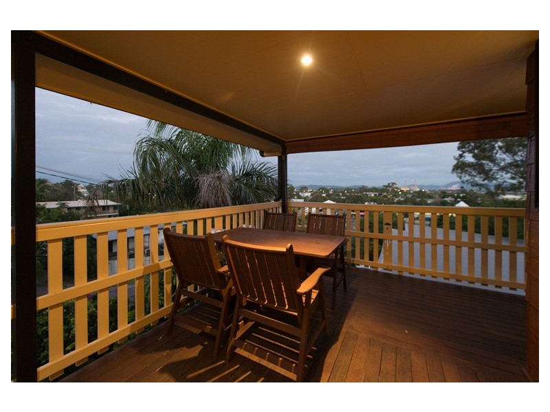 20 Williamson Street, West Gladstone QLD 4680