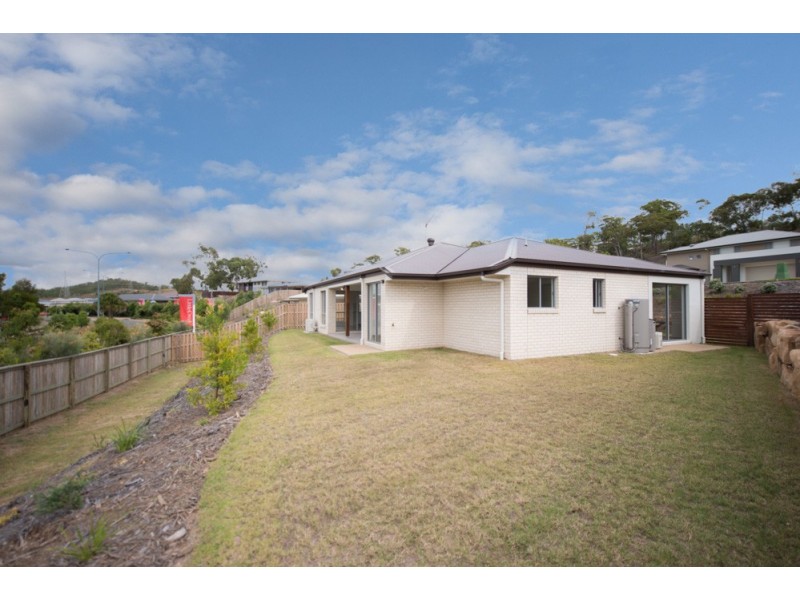 12 Carlsson Place, Kirkwood QLD 4680