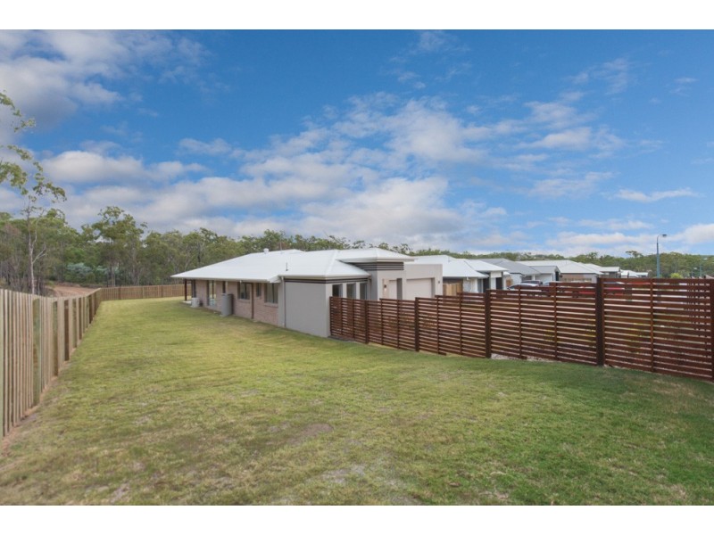 18 Kandel Court, Kirkwood QLD 4680