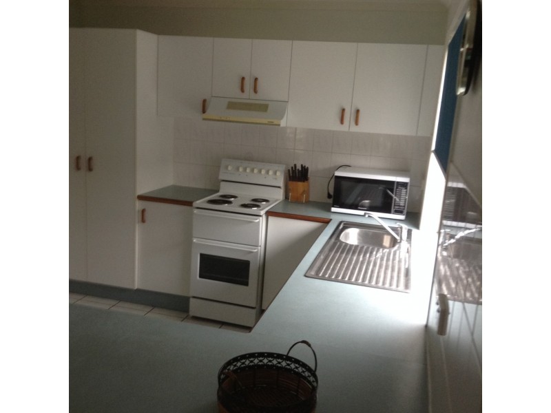 1/17 GLENLYON ST, Gladstone QLD 4680