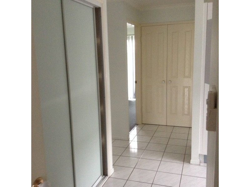 1/17 GLENLYON ST, Gladstone QLD 4680