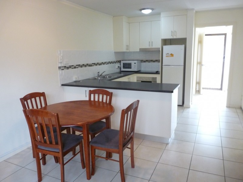 5/35 BUTLER ST, New Auckland QLD 4680