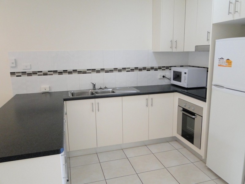 5/35 BUTLER ST, New Auckland QLD 4680