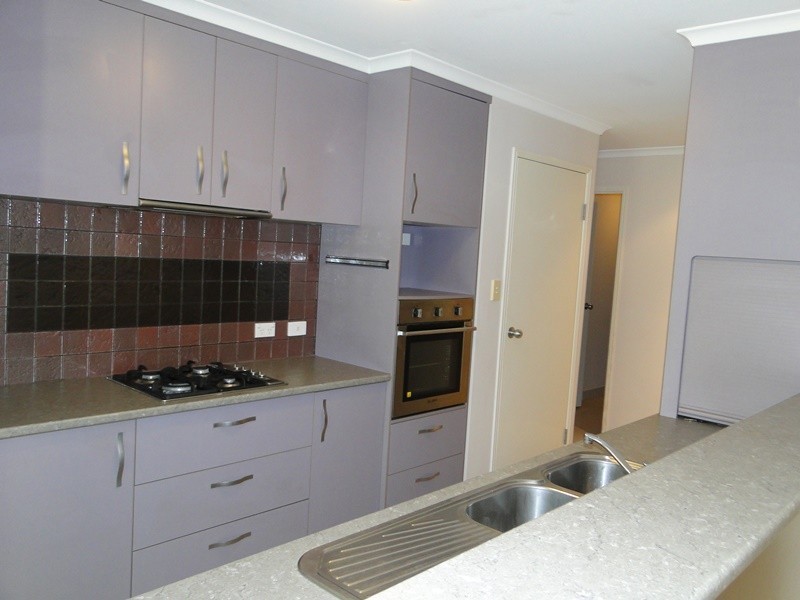 8 KARUMBA COURT, Tannum Sands QLD 4680