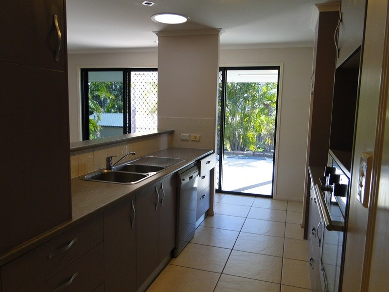 8 KARUMBA COURT, Tannum Sands QLD 4680