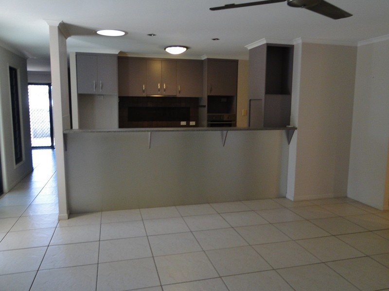 8 KARUMBA COURT, Tannum Sands QLD 4680