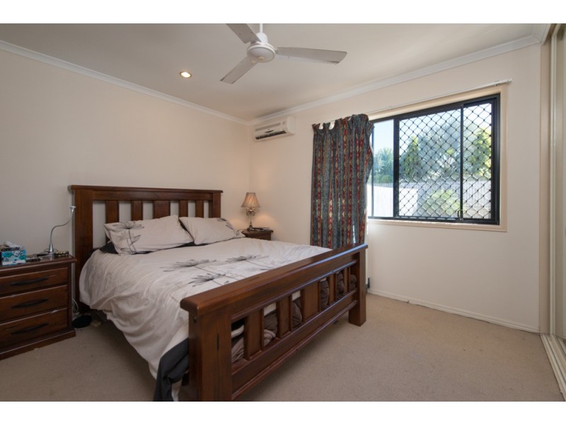 2 / 12 Calman Street, Clinton QLD 4680