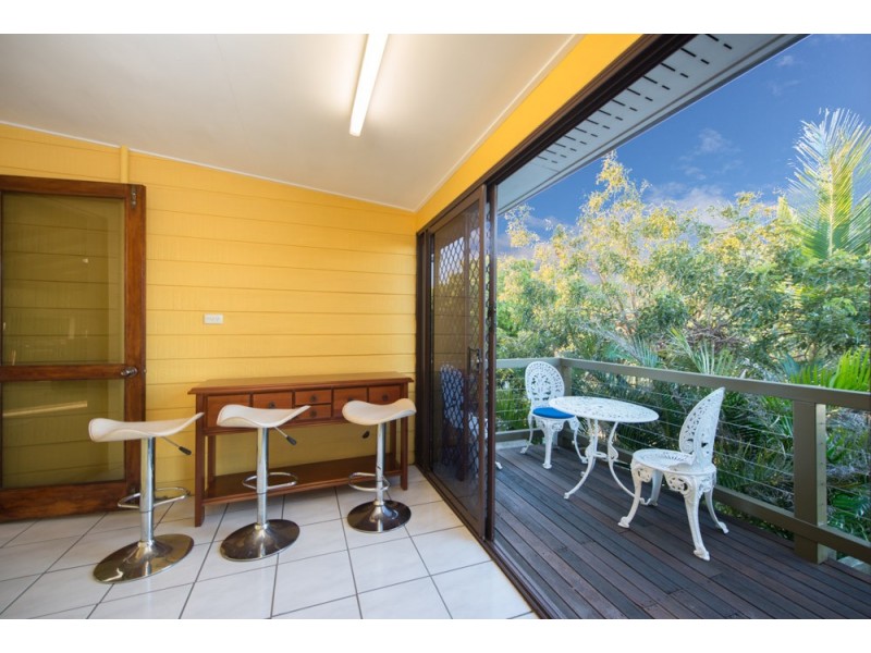 14 AUCKLAND STREET, Gladstone QLD 4680