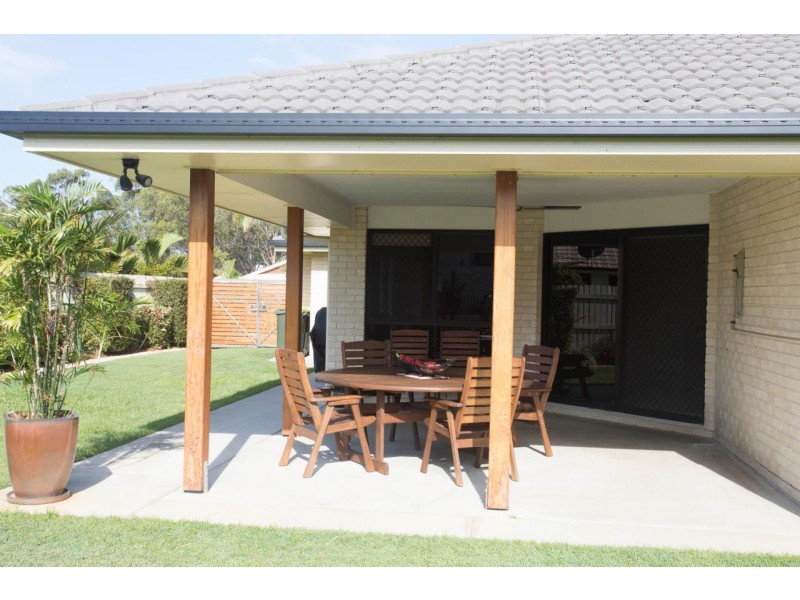 32 Beezley Street, Glen Eden QLD 4680