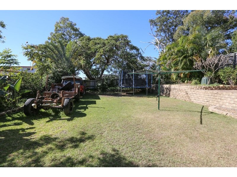 42 Wilson Street, New Auckland QLD 4680