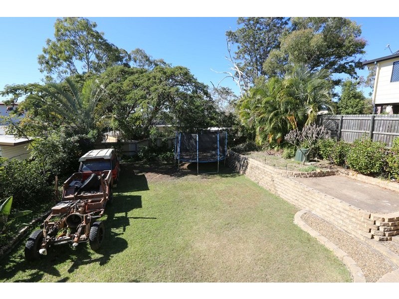 42 Wilson Street, New Auckland QLD 4680