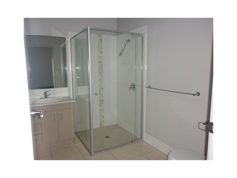 3/14 FOWLER ST, West Gladstone QLD 4680