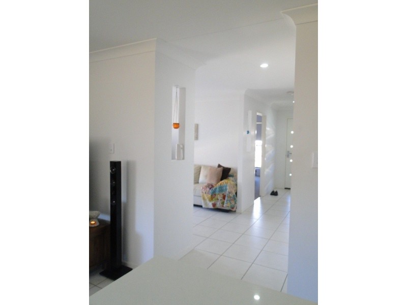 12 Wentworth Place, Glen Eden QLD 4680