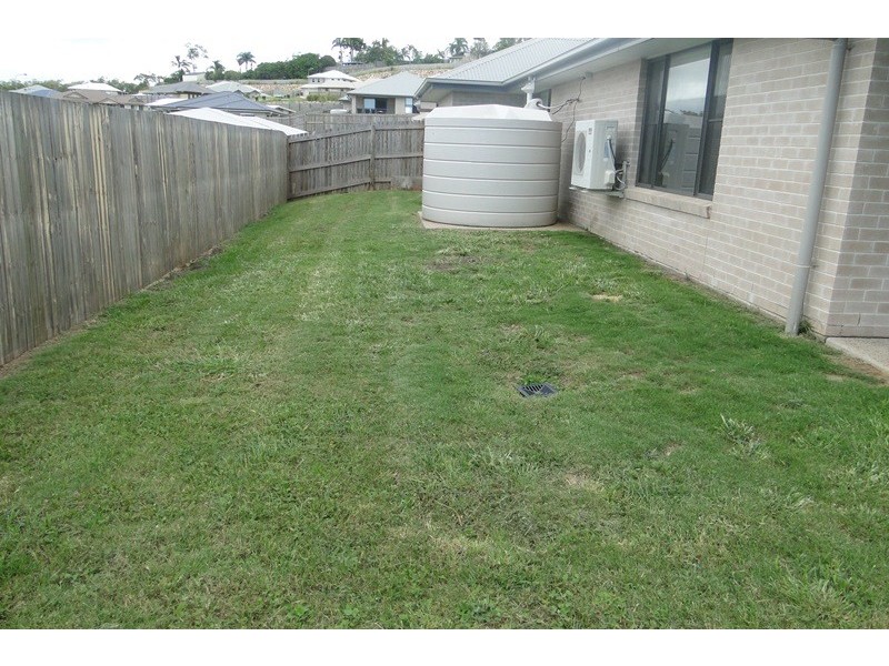 12 Wentworth Place, Glen Eden QLD 4680