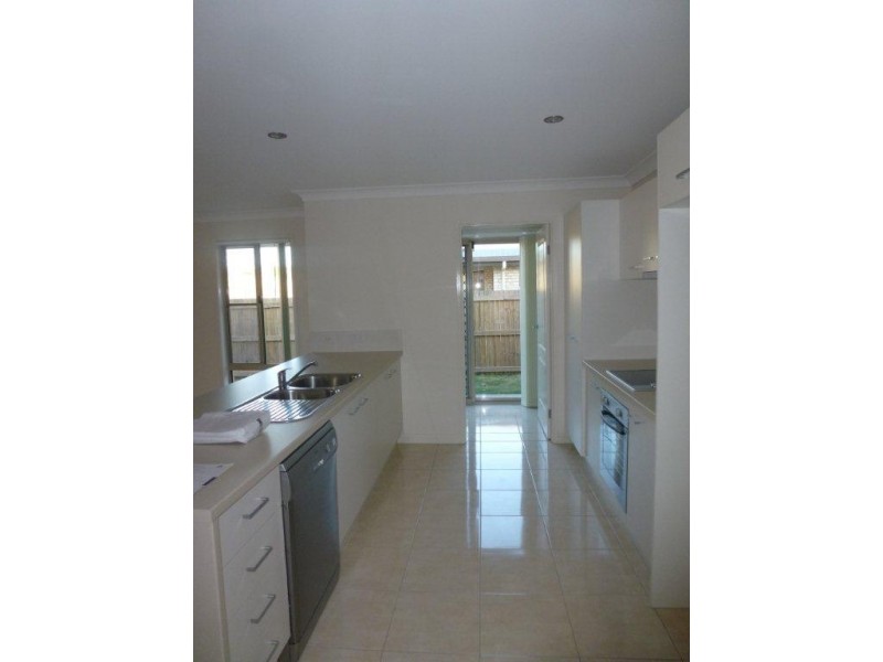 8 FREMONT STREET, Calliope QLD 4680