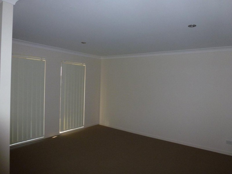 8 FREMONT STREET, Calliope QLD 4680