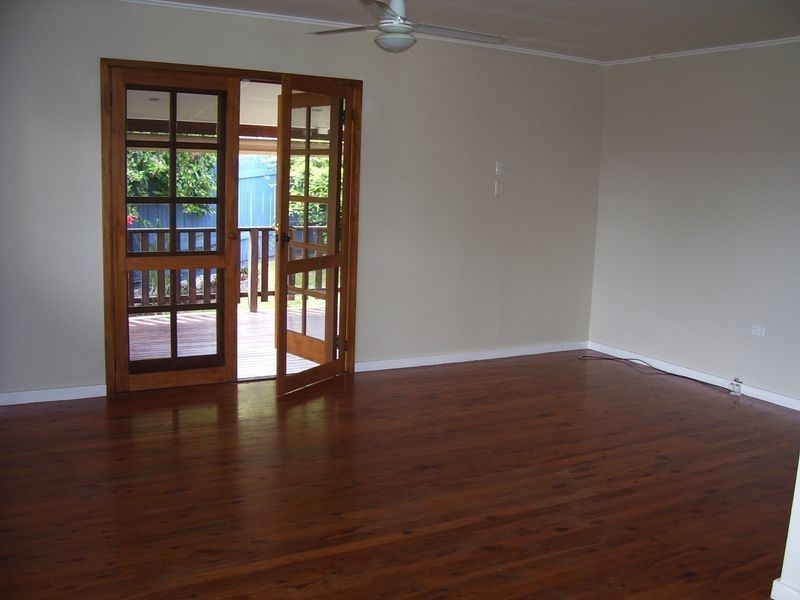 1 Far Street, West Gladstone QLD 4680