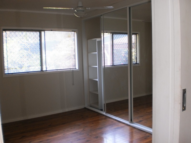 1 Far Street, West Gladstone QLD 4680