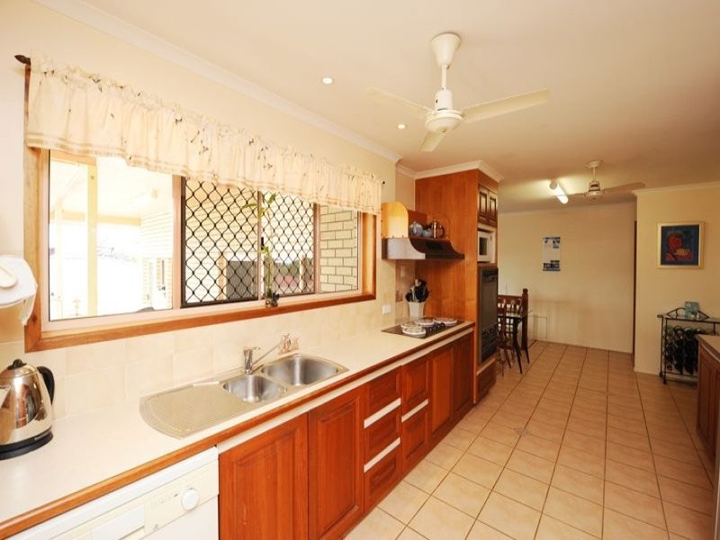 2 McIver Road, Clinton QLD 4680