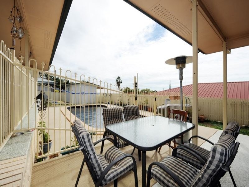 2 McIver Road, Clinton QLD 4680