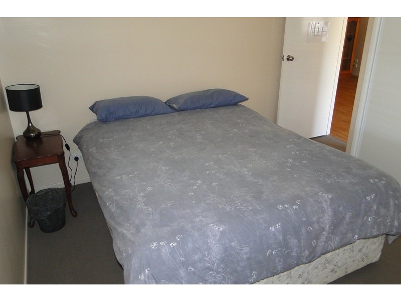 8 Buller Street, South Gladstone QLD 4680