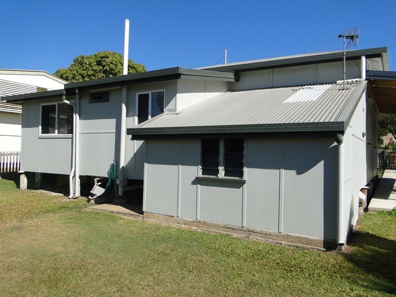 8 Buller Street, South Gladstone QLD 4680