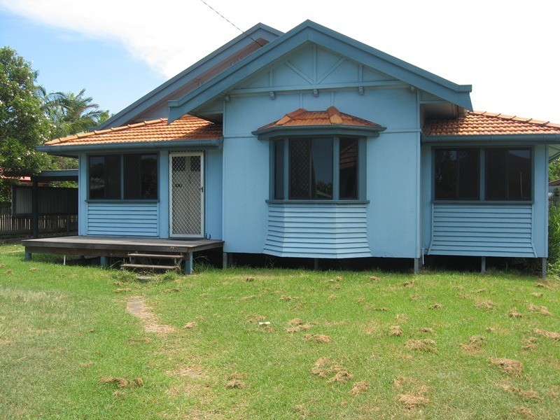 125 AUCKLAND STREET, Gladstone QLD 4680