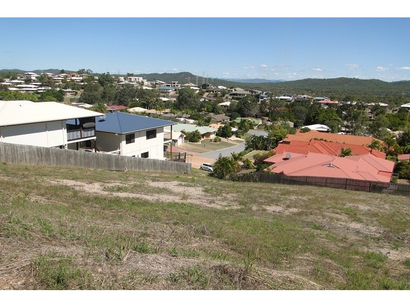 11 MARABOON COURT, Clinton QLD 4680