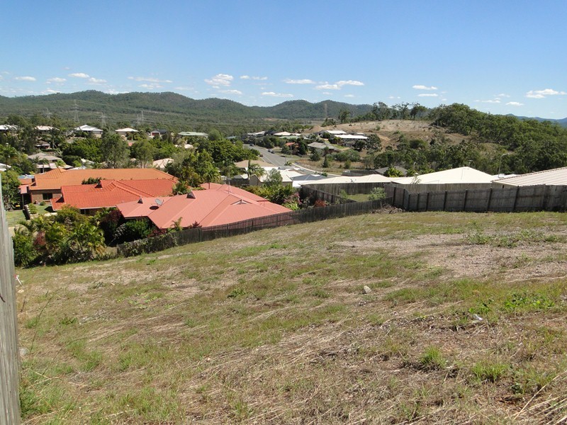 11 MARABOON COURT, Clinton QLD 4680