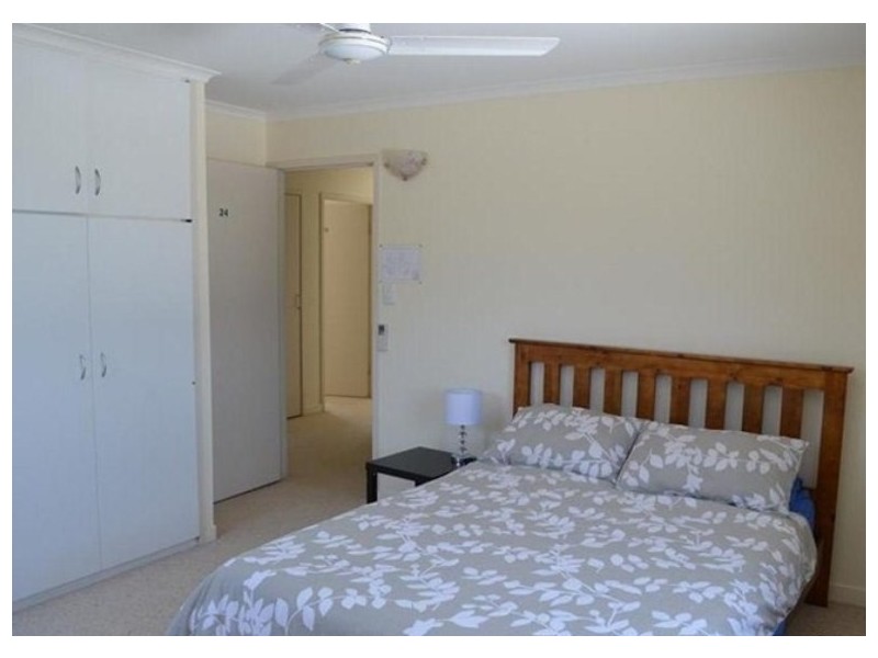 12 Matson Crescent, West Gladstone QLD 4680