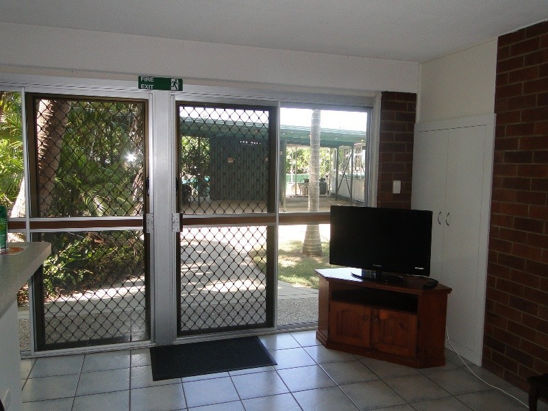 12 Matson Crescent, West Gladstone QLD 4680