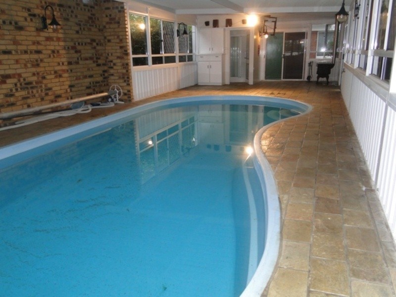 12 Matson Crescent, West Gladstone QLD 4680